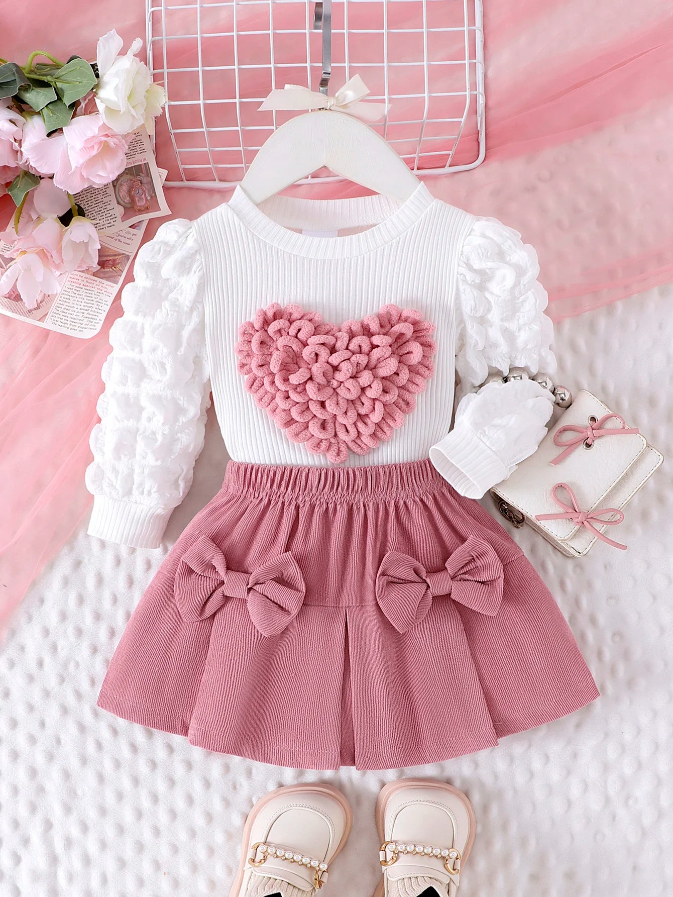 2PCS Winter New Style For 0-3 Year Old Girls, Comfortable Sweet And Cute Bubble Sleeves, Love Chapter Top + Pink Short Skirt Set - Astra Wear astrawear.ca