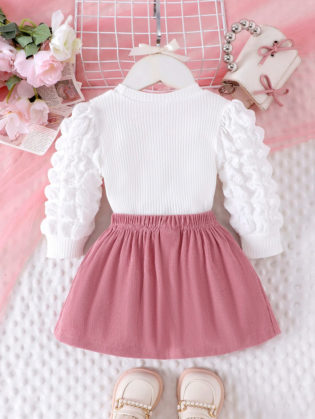 2PCS Winter New Style For 0-3 Year Old Girls, Comfortable Sweet And Cute Bubble Sleeves, Love Chapter Top + Pink Short Skirt Set - Astra Wear astrawear.ca