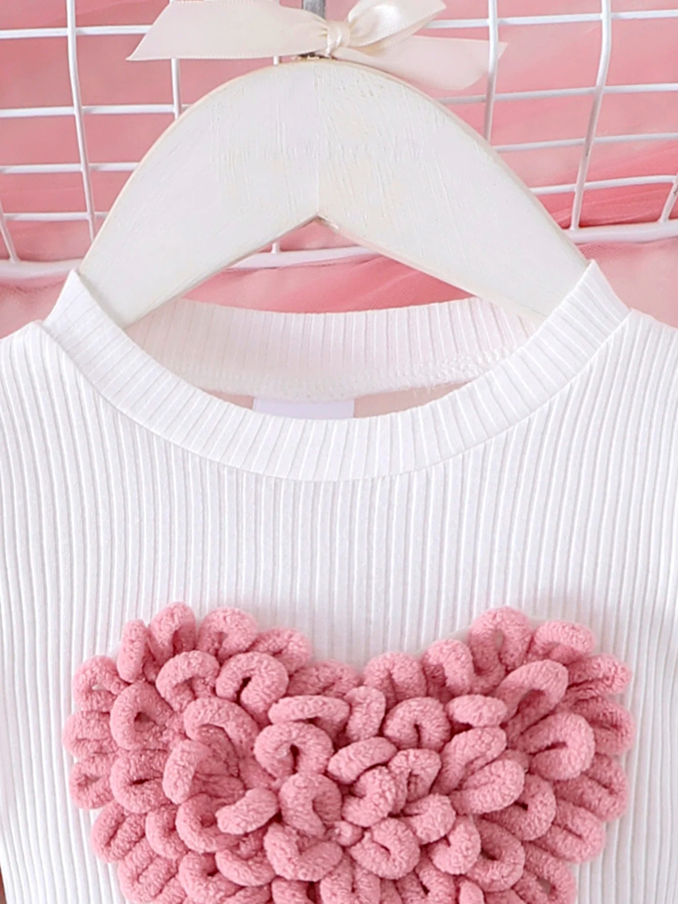 2PCS Winter New Style For 0-3 Year Old Girls, Comfortable Sweet And Cute Bubble Sleeves, Love Chapter Top + Pink Short Skirt Set - Astra Wear astrawear.ca