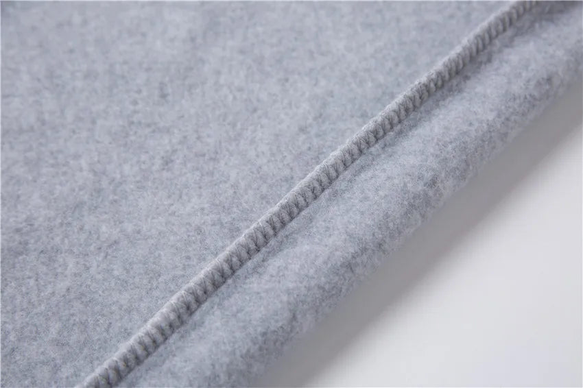 Hoodie femme uni – Coupe régulière et capuche