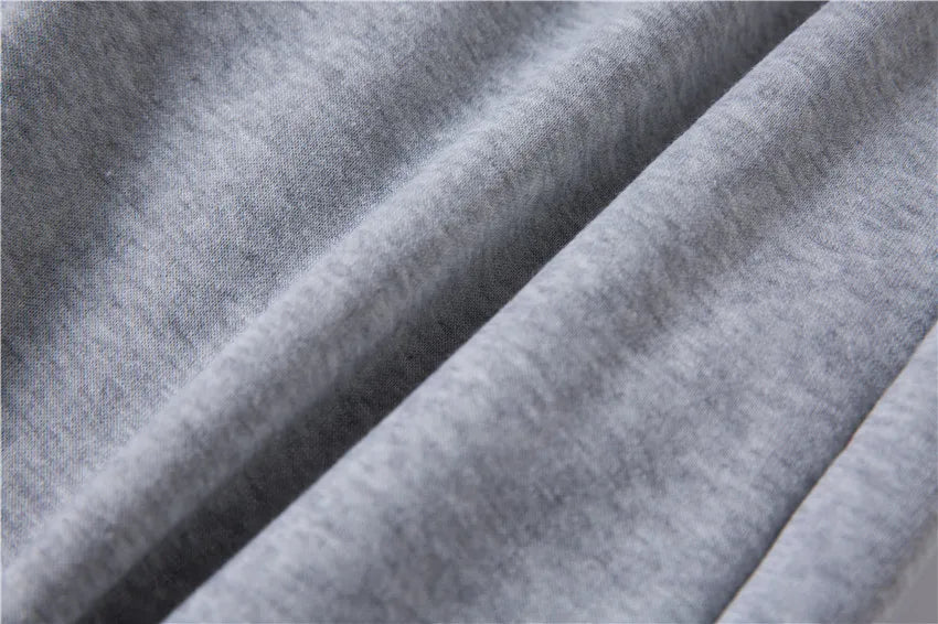 Hoodie femme uni – Coupe régulière et capuche