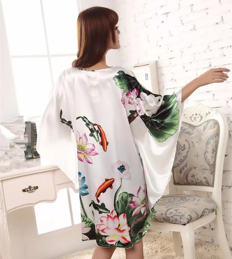 Hot Sale Fashion Lady Summer Robe Chinese Women's Faux Silk Bath Gown Yukata Nightgown Nuisette Pijama Mujer One Size Xsz622J