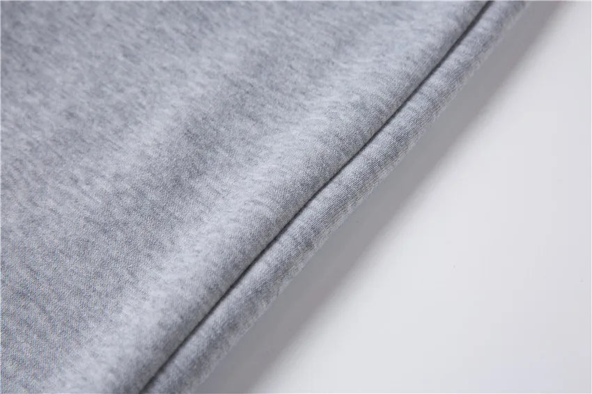 Hoodie femme uni – Coupe régulière et capuche
