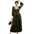 2026 Winter women Elegant luxury gold velvet dress sexy V-neck palace vintage Velour party dress vestidos elegantes para mujer