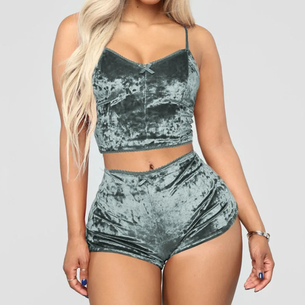 Women's Velvet Polyester Comfortable V-neck Underwear Setcamisole+shorts Pajamas Set Home Clothes Sleeveless Shorts