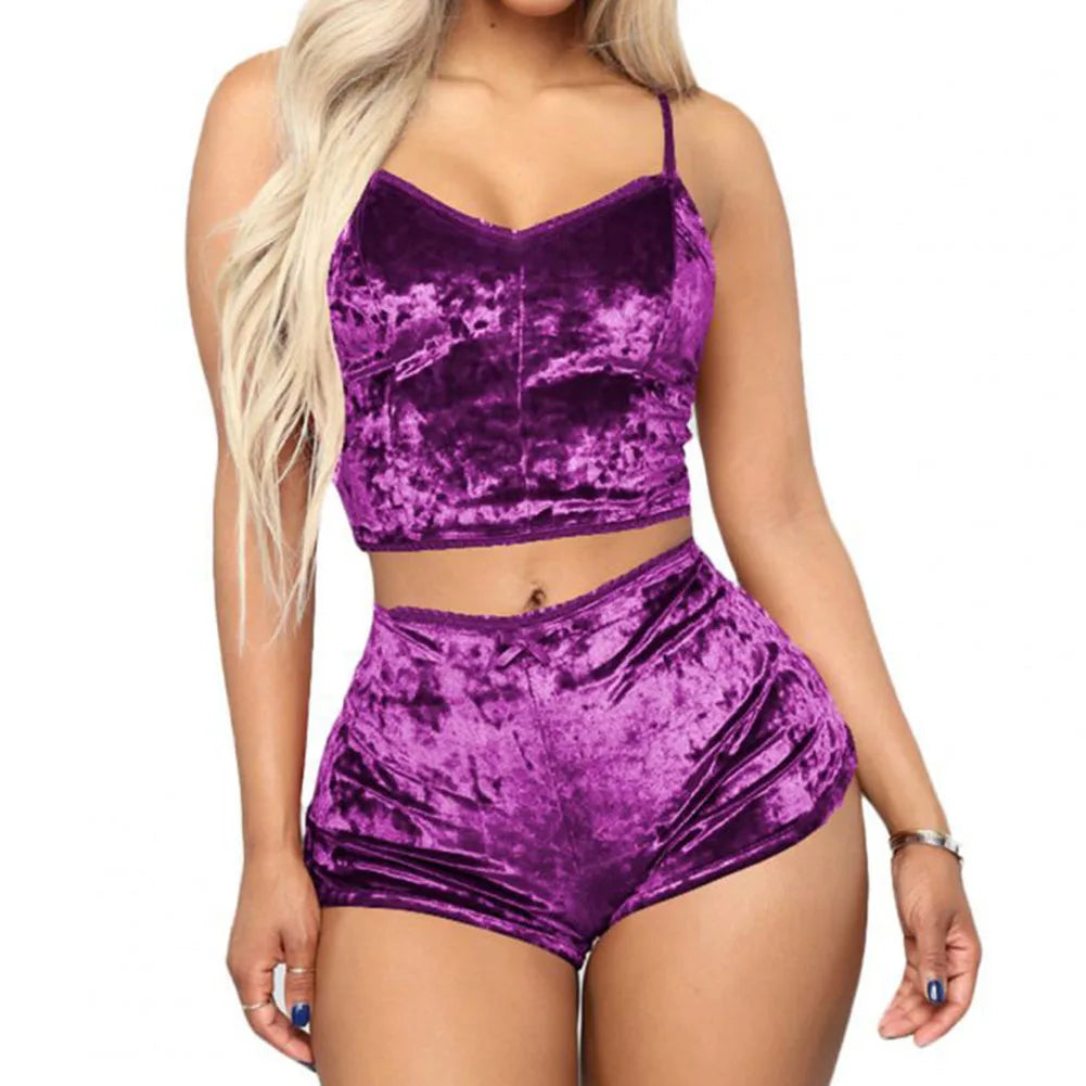 Women's Velvet Polyester Comfortable V-neck Underwear Setcamisole+shorts Pajamas Set Home Clothes Sleeveless Shorts