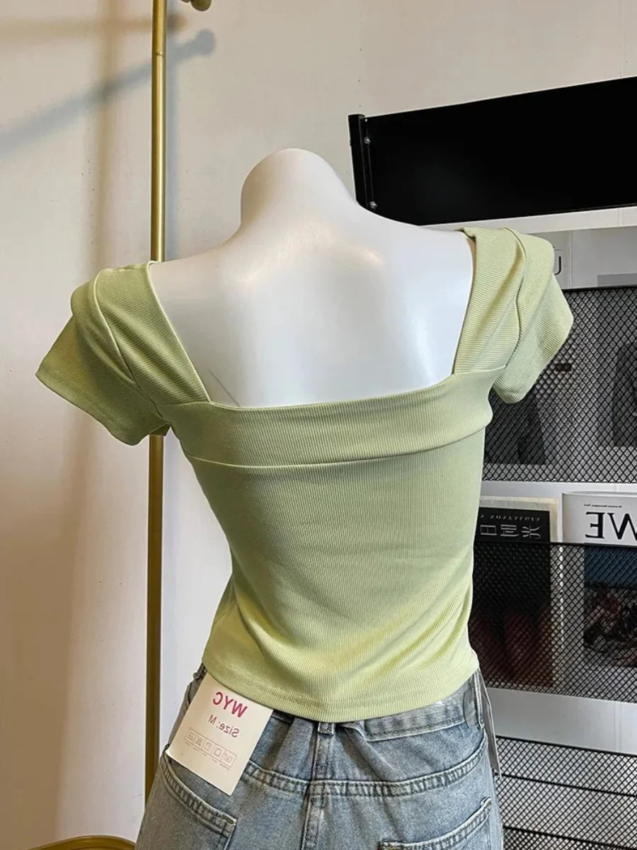 T-shirt Femme Col Carré Slim Fit – Style Coréen