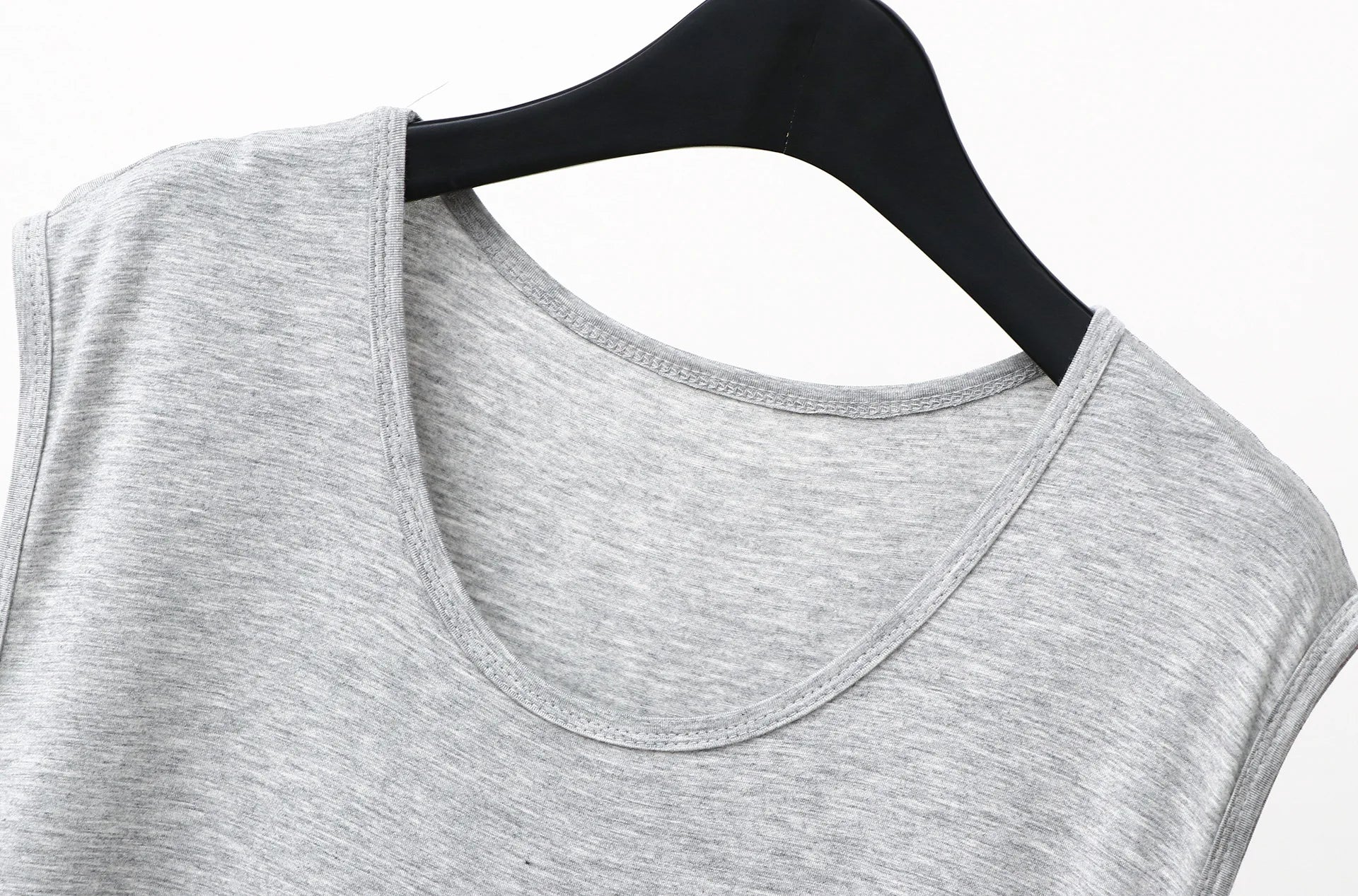 Men's Sleepwear Vest Long Dress Comfortable Home Clothes Bathrobe Sexy Nightwear Spring Summer Autumn Winter Youth Pajamas ﻿