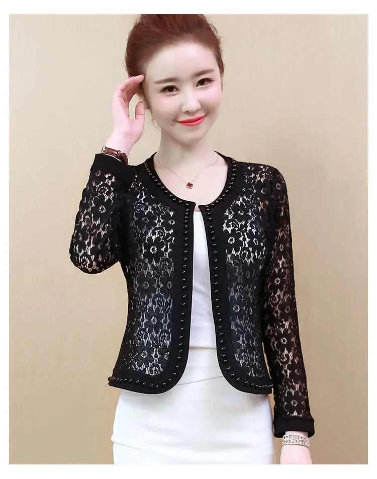 Veste courte en dentelle femme — Cardigan léger printemps-été