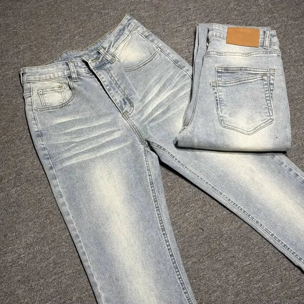 Jean homme bleu clair délavé – Coupe droite streetwear