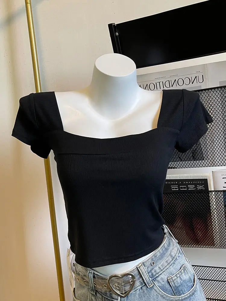 T-shirt Femme Col Carré Slim Fit – Style Coréen