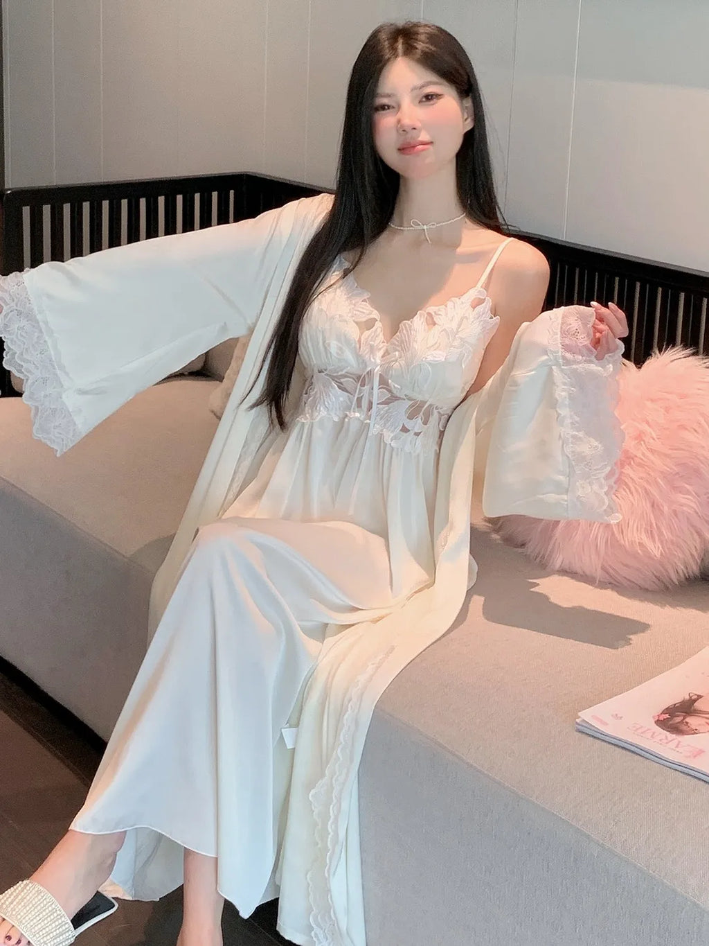 Tenue de nuit femme satinée – Nuisette ou ensemble robe