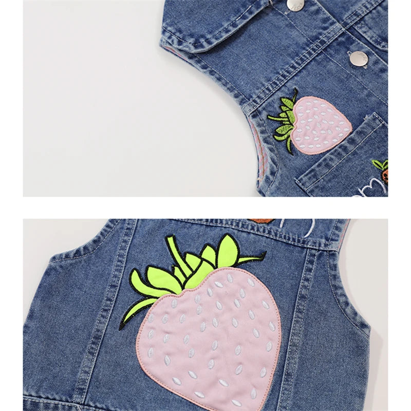 Lovely Baby Girls Denim Vest 2025 New Child Strawberry Clothes Korean Kids Design Sleeveless Jacket Toddler Cute Denim Waistcoat