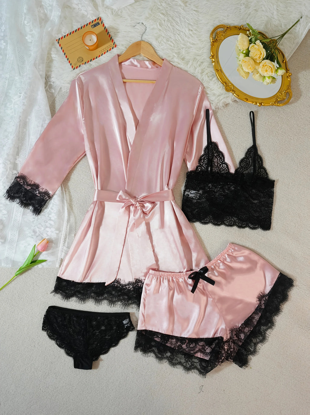 Ensemble Pyjama Satin 4 Pièces avec Robe
