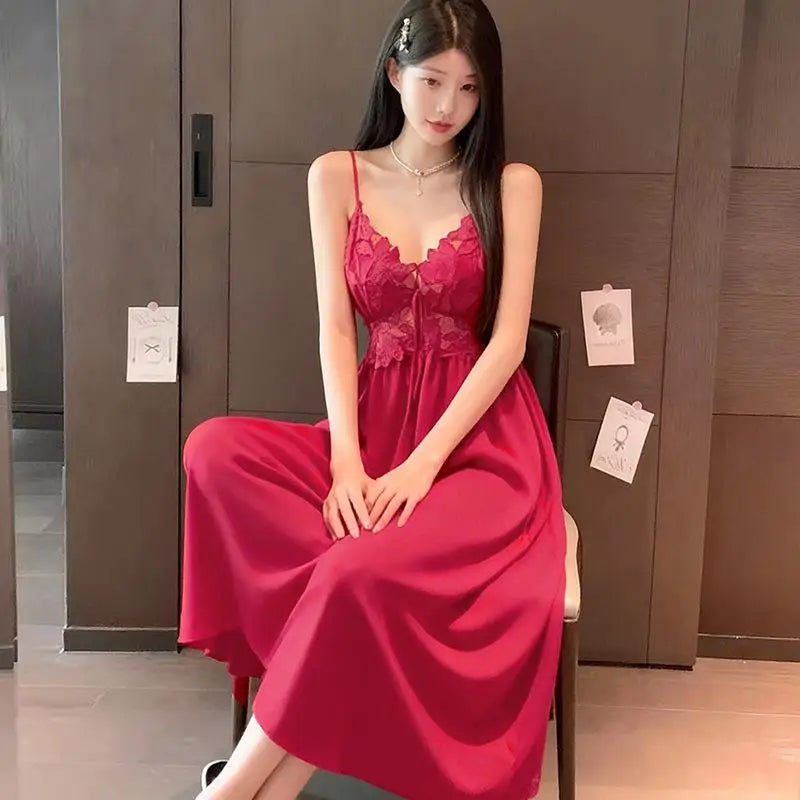 Tenue de nuit femme satinée – Nuisette ou ensemble robe