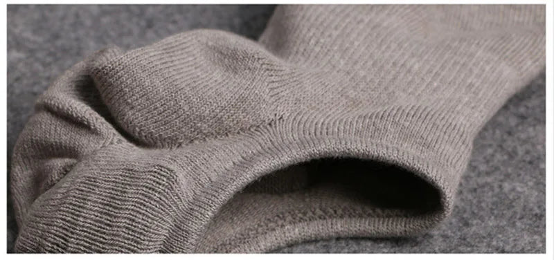 3 Pairs/Lot Plus Size EU47,48 Mens Low Cut Cotton Invisible Socks Silicone Non-slip Summer Autumn Comfort Black White Boat Socks