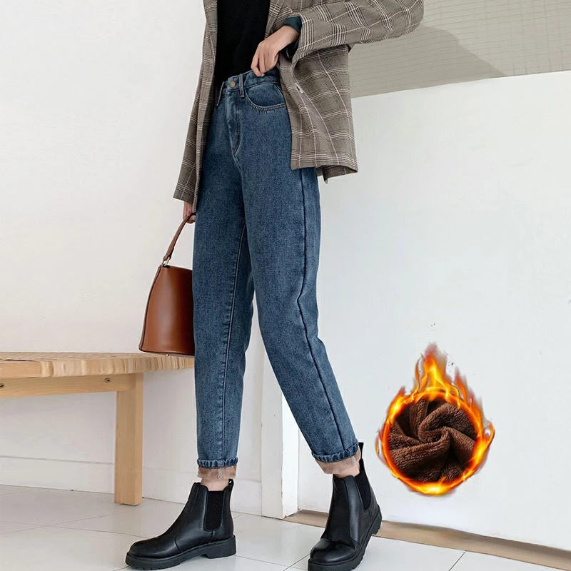 Velvet Thickened New Jeans Female Straight Pants Loose 2023 Winter Korean High-waisted Outside Wearing Warm Harun Pants