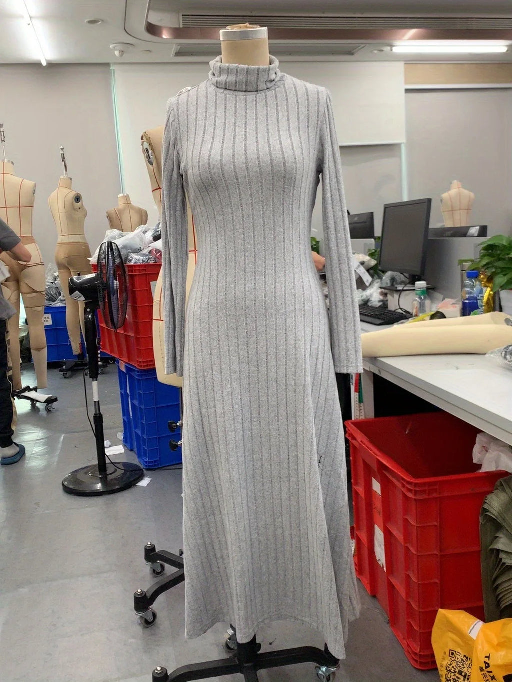 Women's Clothing 2025 Autumn/Winter Elegant Slim-Fit Turtleneck Solid Color Sweater Dress