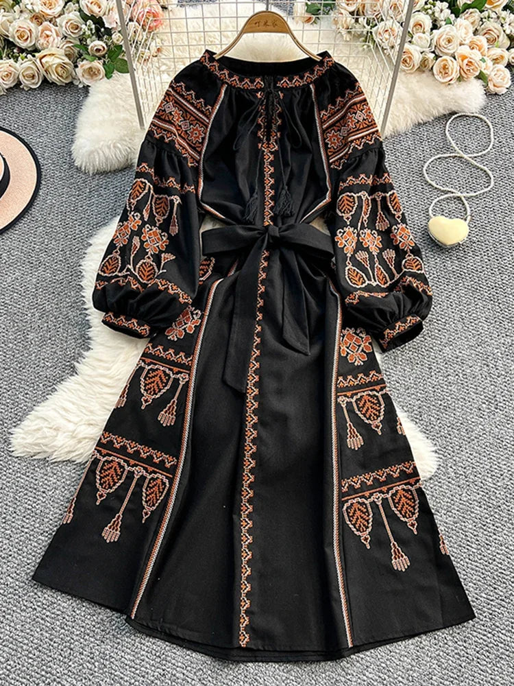 European Retro Ethnic Style Dress for Women in Spring and Autumn, Embroidered Lace Up Lantern Sleeves, Waist Cinching Long Skirt
