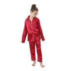 Pyjama enfant deux pièces – Effet satiné et détails contrastants