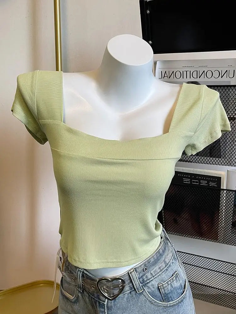 T-shirt Femme Col Carré Slim Fit – Style Coréen