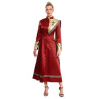 Costume femme à robe longue – Col montant et détails dorés