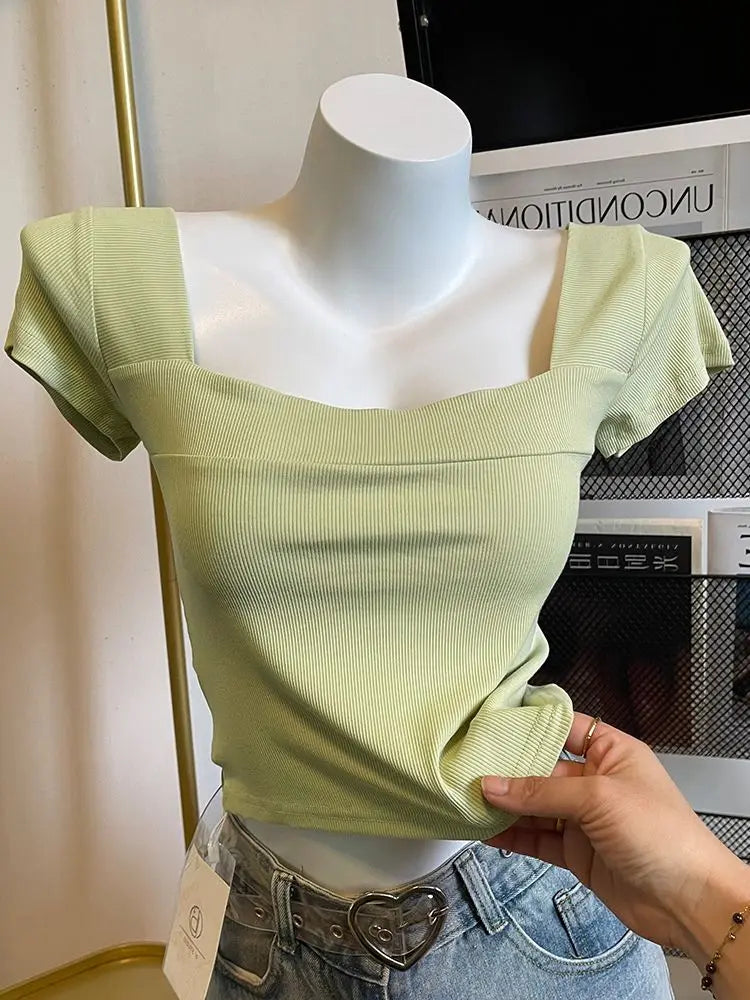 T-shirt Femme Col Carré Slim Fit – Style Coréen