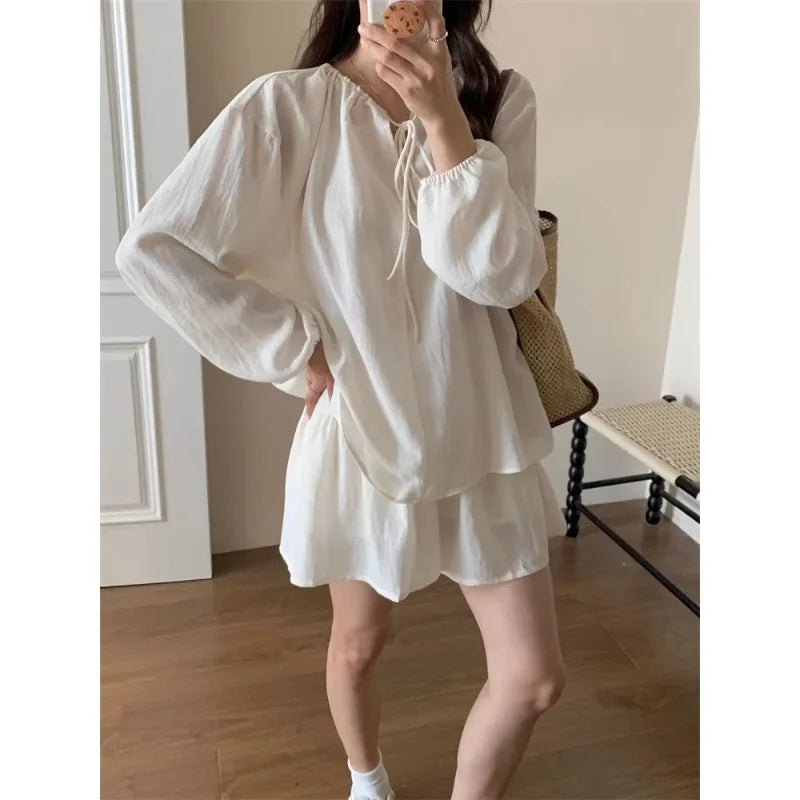 Plus-size Fashionable and Casual Women's Summer Outfit for Plus-size Loose Sunscreen Long-sleeved Top with Shorts Two-piece Set