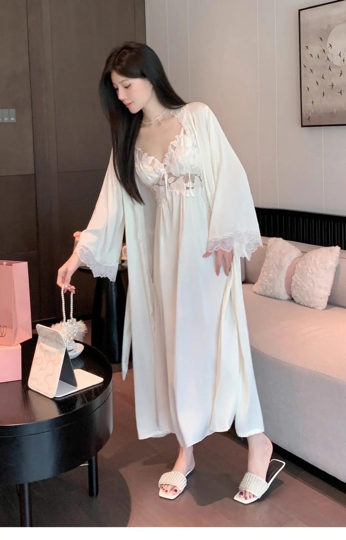 Tenue de nuit femme satinée – Nuisette ou ensemble robe