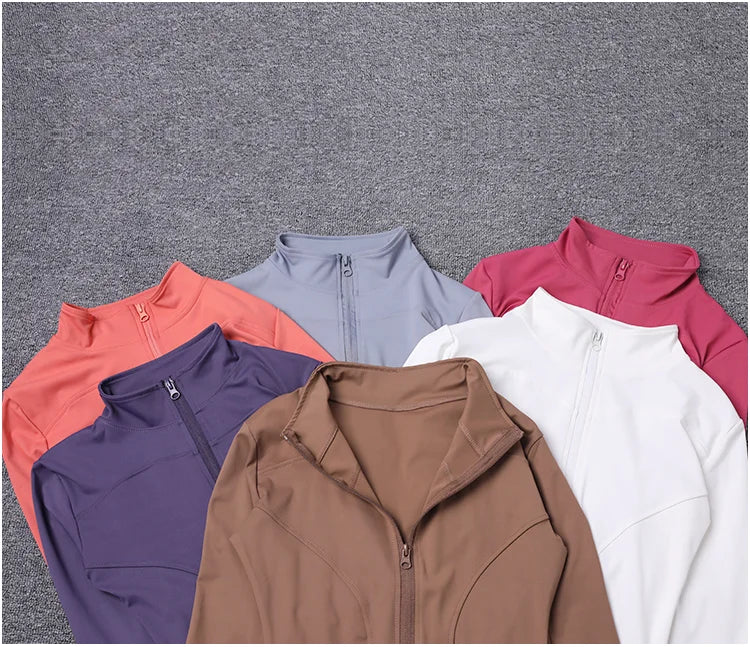 Veste zippée femme – Col montant et coupe ajustée