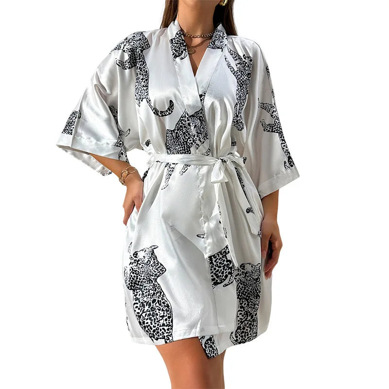 Robe kimono femme satinée – Col V et ceinture