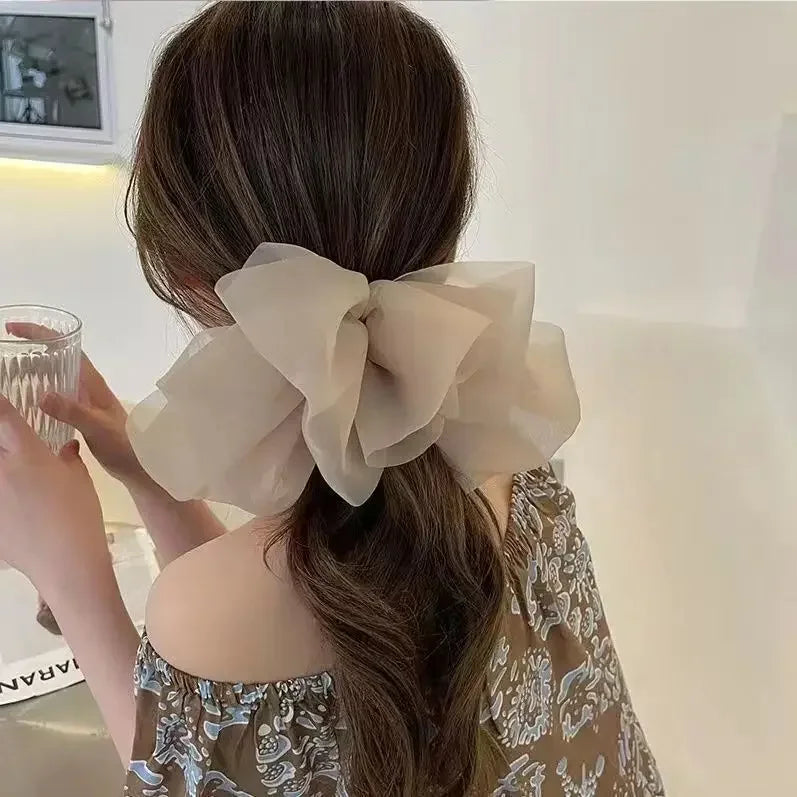 Woman White Black Chiffon Bowknot Hair Clip Super Big Bowknot Barrette for Girls Comfortable Headwear Hair Apparel Accessories