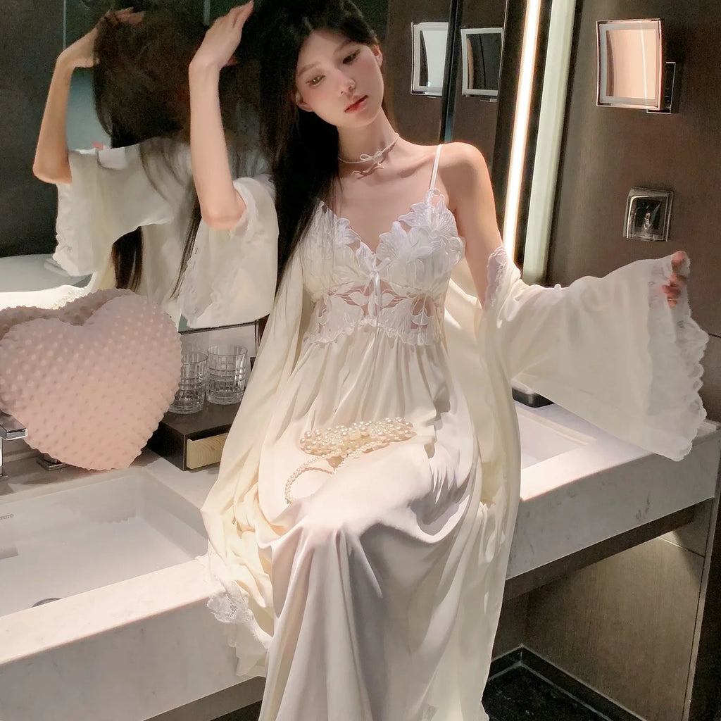 Tenue de nuit femme satinée – Nuisette ou ensemble robe