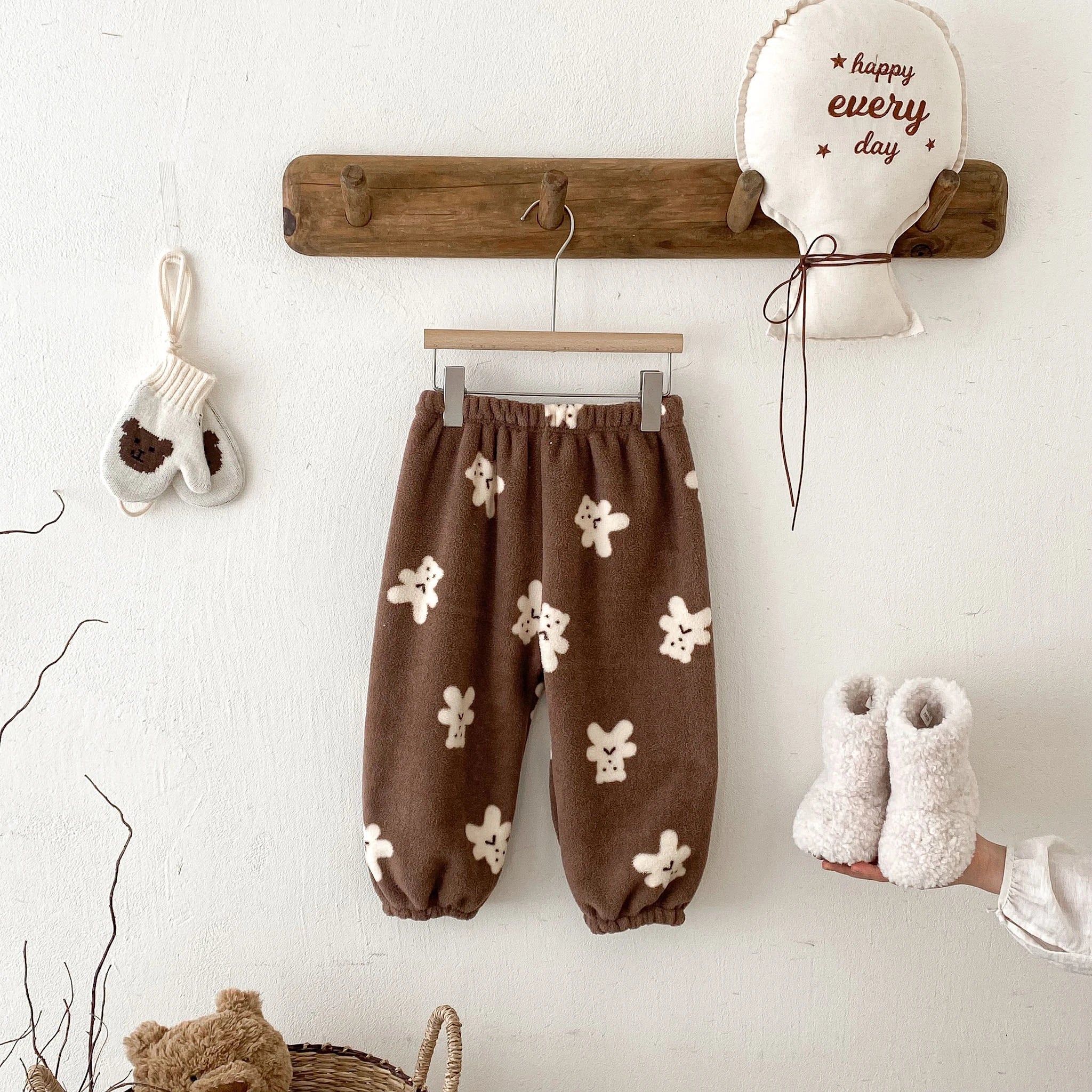 Children Cute Pajamas Pants Autumn Winter Plush Pants Loose Versatile Pants Baby Boys Girls Velvet Pants Toddler Home Clothes - Astra Wear astrawear.ca