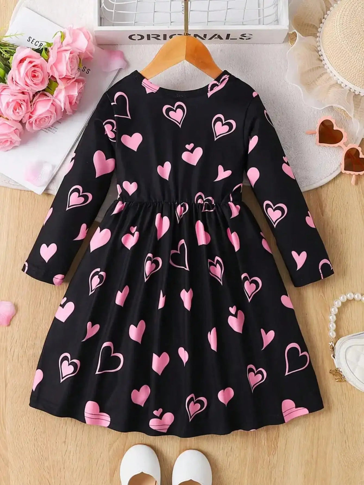 Children's clothing for girls, European and American fashion, comfortable, heart printed round neck long sleeved dress - Astra Wear astrawear.ca