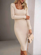 Robe Midi Côtelée Noire Manches Longues – Fente Latérale Femme