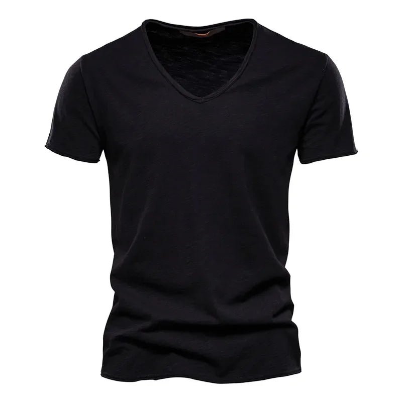 T-shirt homme en coton – Col V slim casual - Astra Wear astrawear.ca